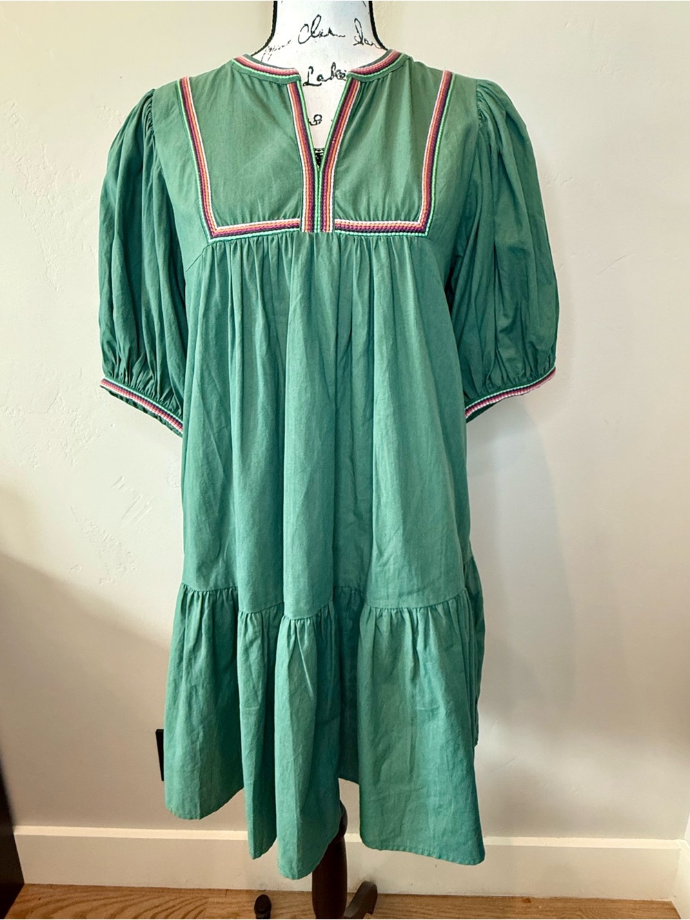 Pinch Meadow Tiered Mini Dress in Hunter Green, Embroidered Cotton. SMALL NWOT - Picture 5 of 17
